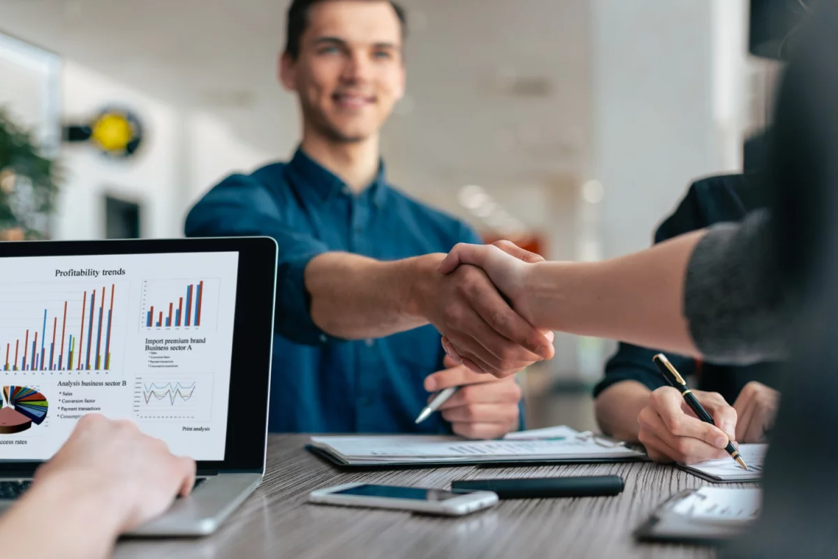 Czy  żeby kupić wyposażenie domu trzeba wydać dużo?